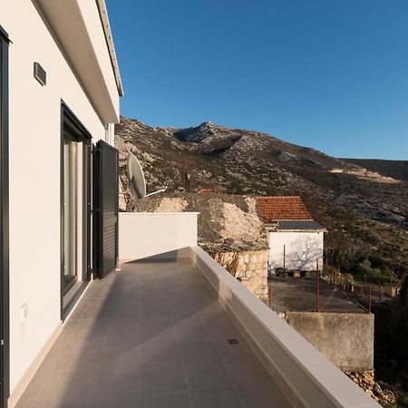 Villa O'Zrna Klis Bagian luar foto