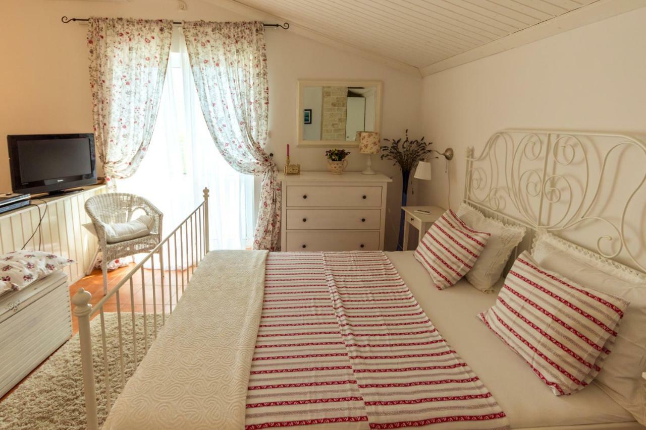 Villa O'Zrna Klis Bagian luar foto