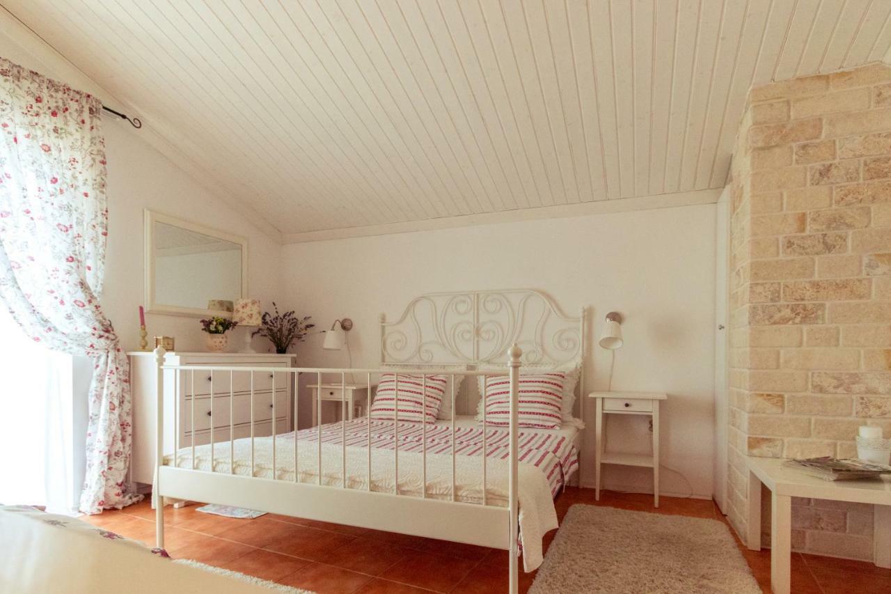 Villa O'Zrna Klis Bagian luar foto