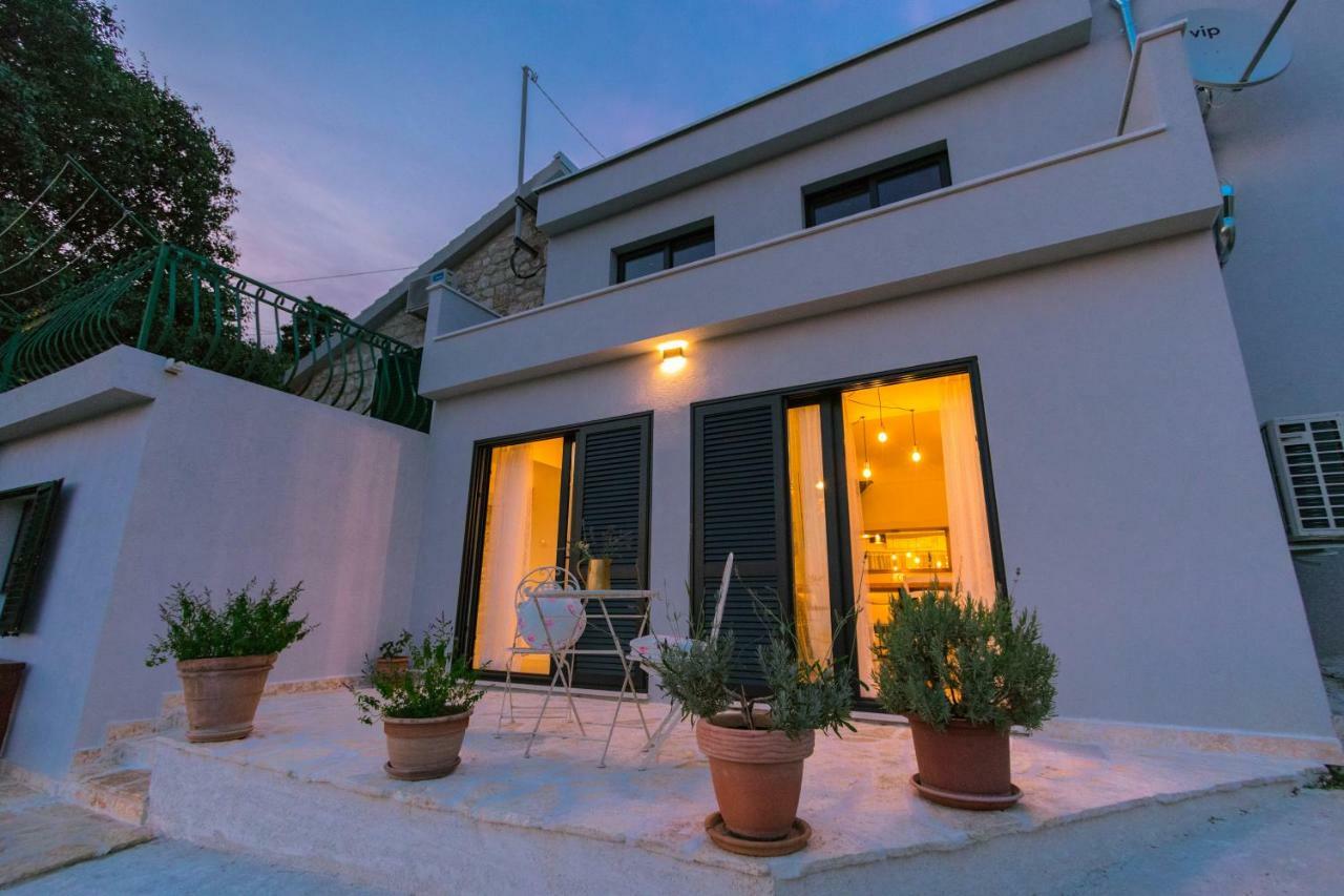 Villa O'Zrna Klis Bagian luar foto