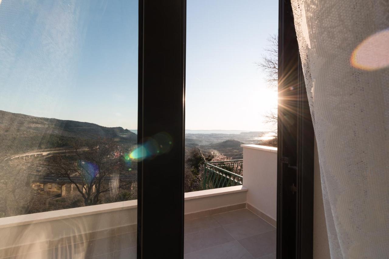 Villa O'Zrna Klis Bagian luar foto
