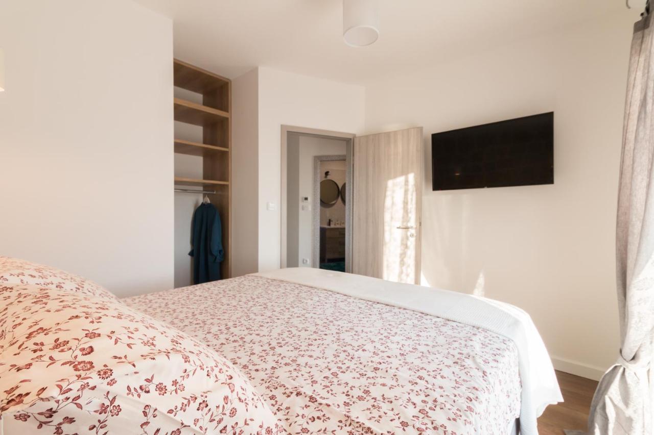 Villa O'Zrna Klis Bagian luar foto